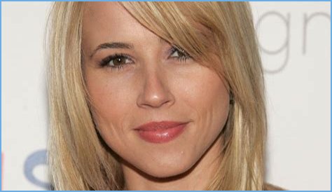 The Blonde Bombshell: Linda Cardellini's Transformation